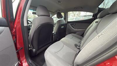 2015 Hyundai ELANTRA SE Sedan 4D - Photo 38 - Manassas, VA 20109