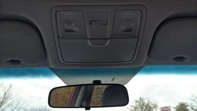 2015 Hyundai ELANTRA SE Sedan 4D - Photo 30 - Manassas, VA 20109