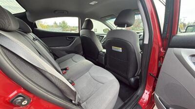 2015 Hyundai ELANTRA SE Sedan 4D - Photo 42 - Manassas, VA 20109