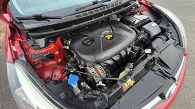 2015 Hyundai ELANTRA SE Sedan 4D - Photo 53 - Manassas, VA 20109
