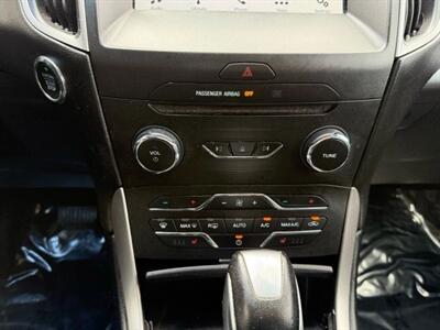 2017 Ford Edge SEL Sport Utility 4D   - Photo 27 - Manassas, VA 20109