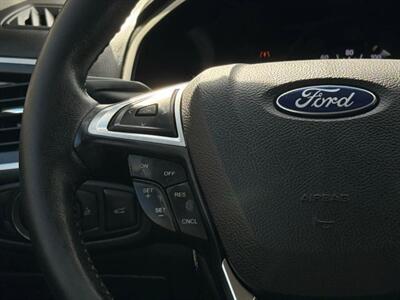 2017 Ford Edge SEL Sport Utility 4D   - Photo 21 - Manassas, VA 20109