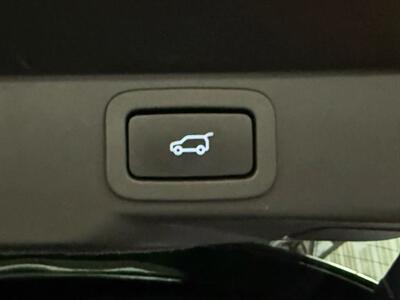 2020 Land Rover Range Rover Sport SVR Sport Utility 4D   - Photo 53 - Manassas, VA 20109