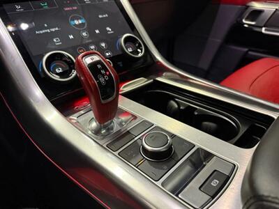 2020 Land Rover Range Rover Sport SVR Sport Utility 4D   - Photo 35 - Manassas, VA 20109