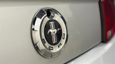 2005 Ford Mustang Deluxe Convertible 2D   - Photo 17 - Manassas, VA 20109