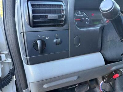 2006 Ford F-250 XL Pickup 2D 8 ft - Photo 26 - Manassas, VA 20109