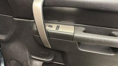 2011 Chevrolet Silverado 1500 LT Pickup 4D 6 1/2 ft   - Photo 44 - Manassas, VA 20109