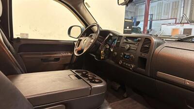 2011 Chevrolet Silverado 1500 LT Pickup 4D 6 1/2 ft   - Photo 42 - Manassas, VA 20109