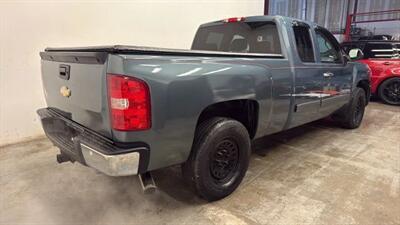 2011 Chevrolet Silverado 1500 LT Pickup 4D 6 1/2 ft   - Photo 4 - Manassas, VA 20109
