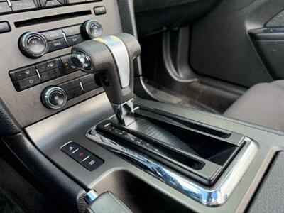 2012 Ford Mustang Convertible 2D   - Photo 53 - Manassas, VA 20109