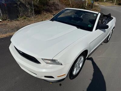 2012 Ford Mustang Convertible 2D   - Photo 27 - Manassas, VA 20109