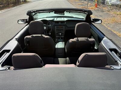 2012 Ford Mustang Convertible 2D   - Photo 30 - Manassas, VA 20109