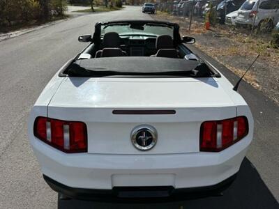 2012 Ford Mustang Convertible 2D   - Photo 23 - Manassas, VA 20109