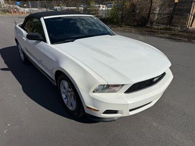 2012 Ford Mustang Convertible 2D   - Photo 2 - Manassas, VA 20109