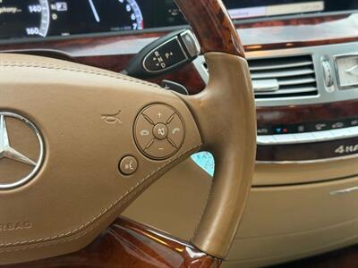 2010 Mercedes-Benz S 550 4MATIC Sedan 4D - Photo 28 - Manassas, VA 20109