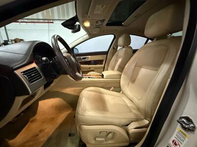 2009 Jaguar XF Luxury Sedan 4D   - Photo 34 - Manassas, VA 20109