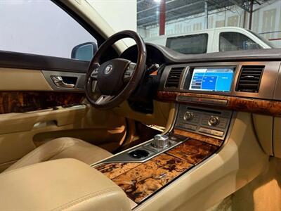 2009 Jaguar XF Luxury Sedan 4D   - Photo 47 - Manassas, VA 20109