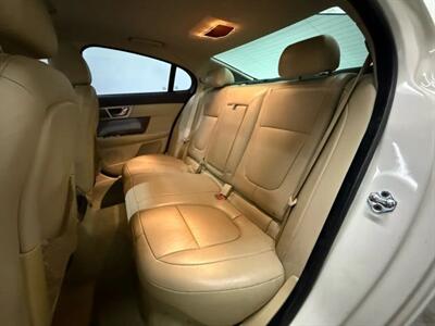2009 Jaguar XF Luxury Sedan 4D   - Photo 38 - Manassas, VA 20109