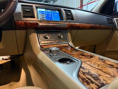 2009 Jaguar XF Luxury Sedan 4D   - Photo 29 - Manassas, VA 20109