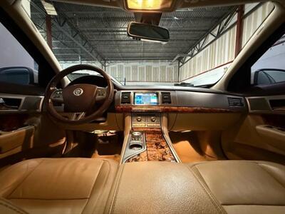 2009 Jaguar XF Luxury Sedan 4D   - Photo 16 - Manassas, VA 20109