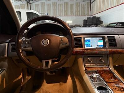 2009 Jaguar XF Luxury Sedan 4D   - Photo 18 - Manassas, VA 20109