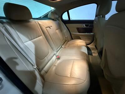 2009 Jaguar XF Luxury Sedan 4D   - Photo 44 - Manassas, VA 20109