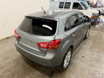 2014 Mitsubishi Outlander Sport ES Sport Utility 4D - Photo 5 - Manassas, VA 20109