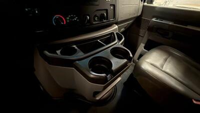 2014 Ford Extended Van 3D - Photo 25 - Manassas, VA 20109