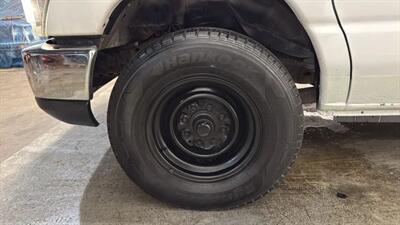 2014 Ford Extended Van 3D - Photo 44 - Manassas, VA 20109