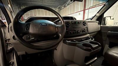 2014 Ford Extended Van 3D - Photo 18 - Manassas, VA 20109
