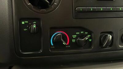 2014 Ford Extended Van 3D - Photo 24 - Manassas, VA 20109