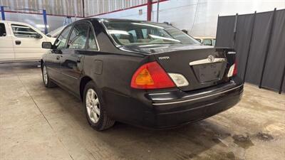 2001 Toyota Avalon XL Sedan 4D   - Photo 8 - Manassas, VA 20109