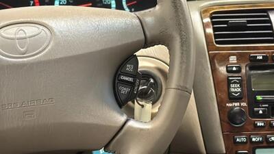 2001 Toyota Avalon XL Sedan 4D   - Photo 22 - Manassas, VA 20109