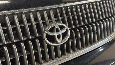 2001 Toyota Avalon XL Sedan 4D   - Photo 15 - Manassas, VA 20109