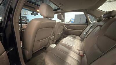 2001 Toyota Avalon XL Sedan 4D   - Photo 40 - Manassas, VA 20109