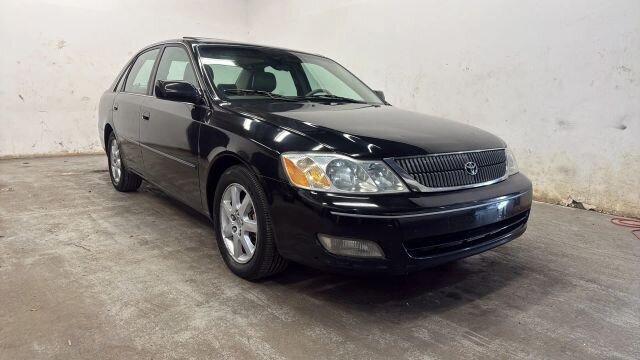 2001 Toyota Avalon XL Sedan 4D  