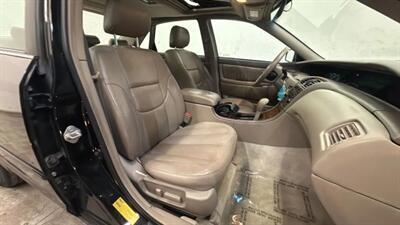 2001 Toyota Avalon XL Sedan 4D   - Photo 45 - Manassas, VA 20109