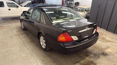 2001 Toyota Avalon XL Sedan 4D   - Photo 9 - Manassas, VA 20109