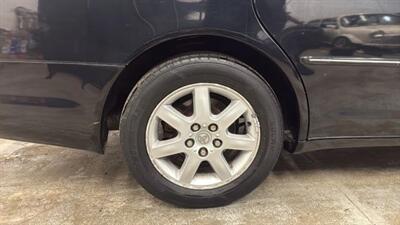 2001 Toyota Avalon XL Sedan 4D   - Photo 50 - Manassas, VA 20109