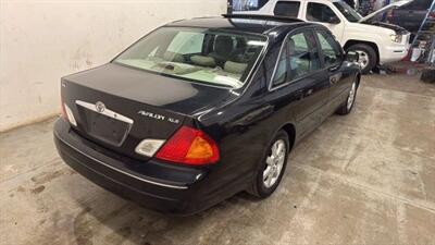 2001 Toyota Avalon XL Sedan 4D   - Photo 5 - Manassas, VA 20109