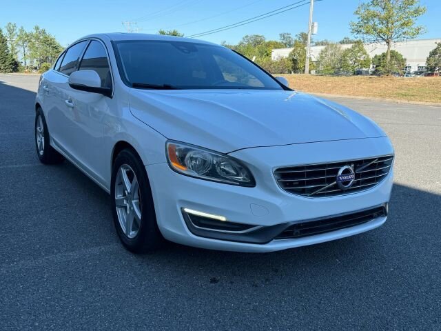 2016 Volvo S60 T5 Inscription Premier Sedan 4D  