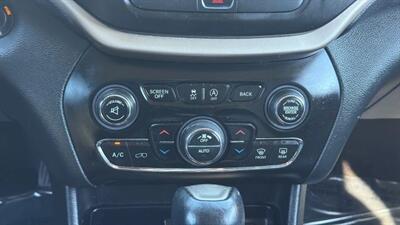 2016 Jeep Cherokee Limited Sport Utility 4D   - Photo 27 - Manassas, VA 20109