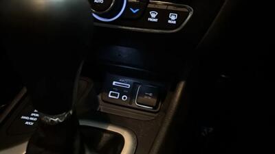 2015 Jeep Cherokee TrailHawk Sport Utility 4D   - Photo 33 - Manassas, VA 20109