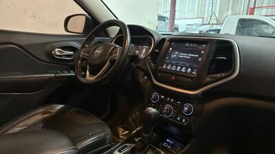 2015 Jeep Cherokee TrailHawk Sport Utility 4D   - Photo 57 - Manassas, VA 20109