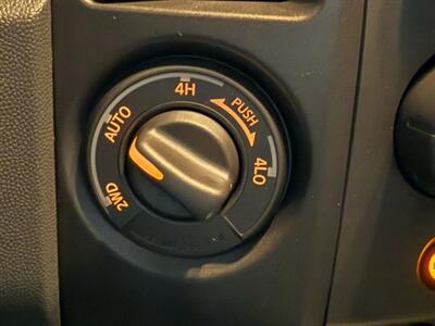 2004 Nissan Armada LE Sport Utility 4D   - Photo 26 - Manassas, VA 20109