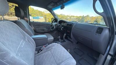 2004 Toyota Tacoma Pickup 4D 5 ft - Photo 41 - Manassas, VA 20109