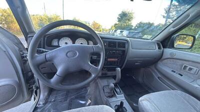 2004 Toyota Tacoma Pickup 4D 5 ft - Photo 18 - Manassas, VA 20109