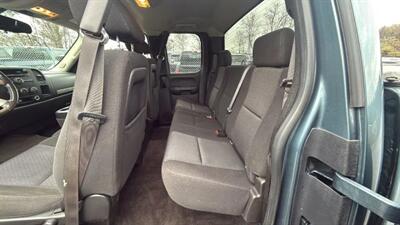 2010 Chevrolet Silverado 1500 LT Pickup 4D 8 ft   - Photo 32 - Manassas, VA 20109