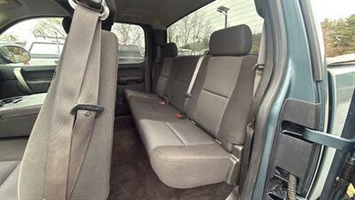2010 Chevrolet Silverado 1500 LT Pickup 4D 8 ft   - Photo 33 - Manassas, VA 20109
