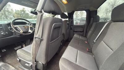 2010 Chevrolet Silverado 1500 LT Pickup 4D 8 ft   - Photo 34 - Manassas, VA 20109